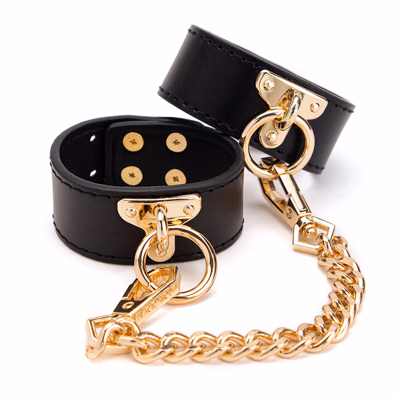 SM Play - Adjustable Hand/Ankle Cuffs with Chain Black