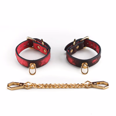 Red and black three-dimensional temperature-sensitive handcuffs