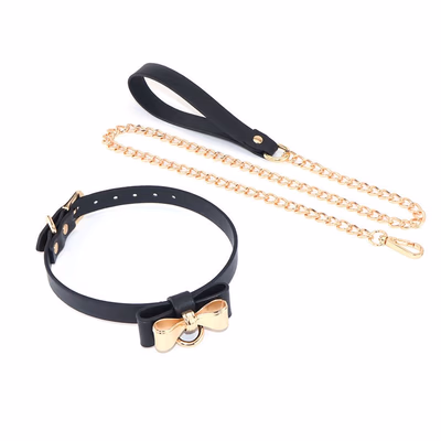 Black metal bow collar traction