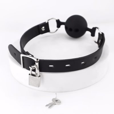 Black silicone three-hole bulb with locking plug