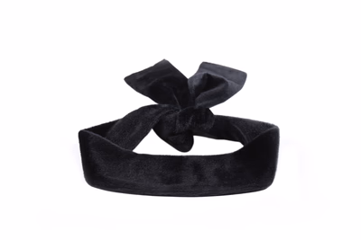 Black plush strip eye mask