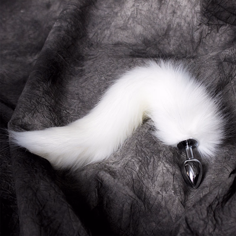 White artificial fox feathers + metal anal plug