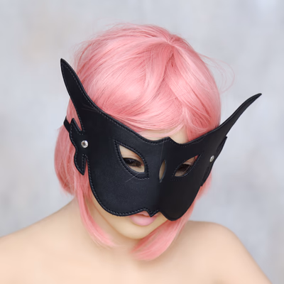 Queen Earrings Eye Mask (Black)