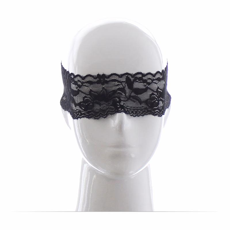 Black eye mask with lace trim