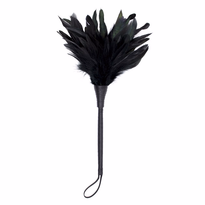 Trumpet-shaped flowers with all-black feathers