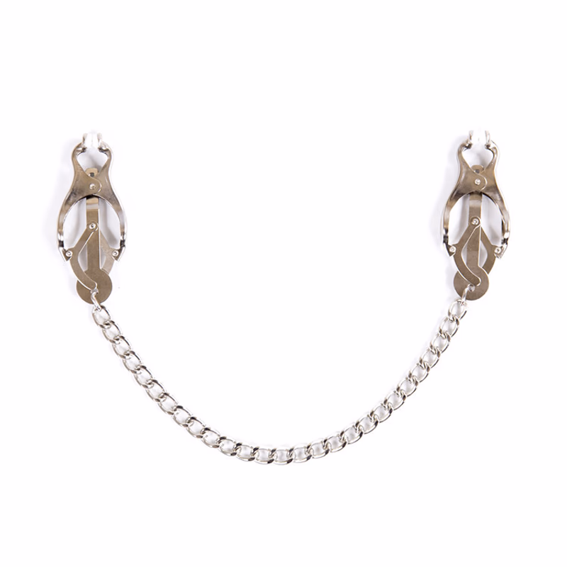 Three-leaf clip, chain, all-silver breast clip toy.
