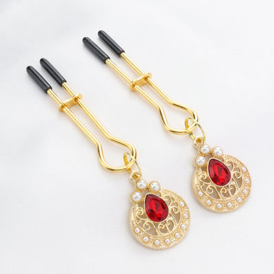 minimalist style nipple clamps and labia clamps for women, BDSM sex toys