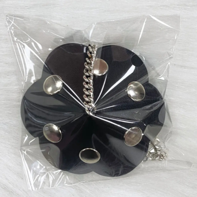 Reusable washable sticky flower nipple cover with chain - color Black