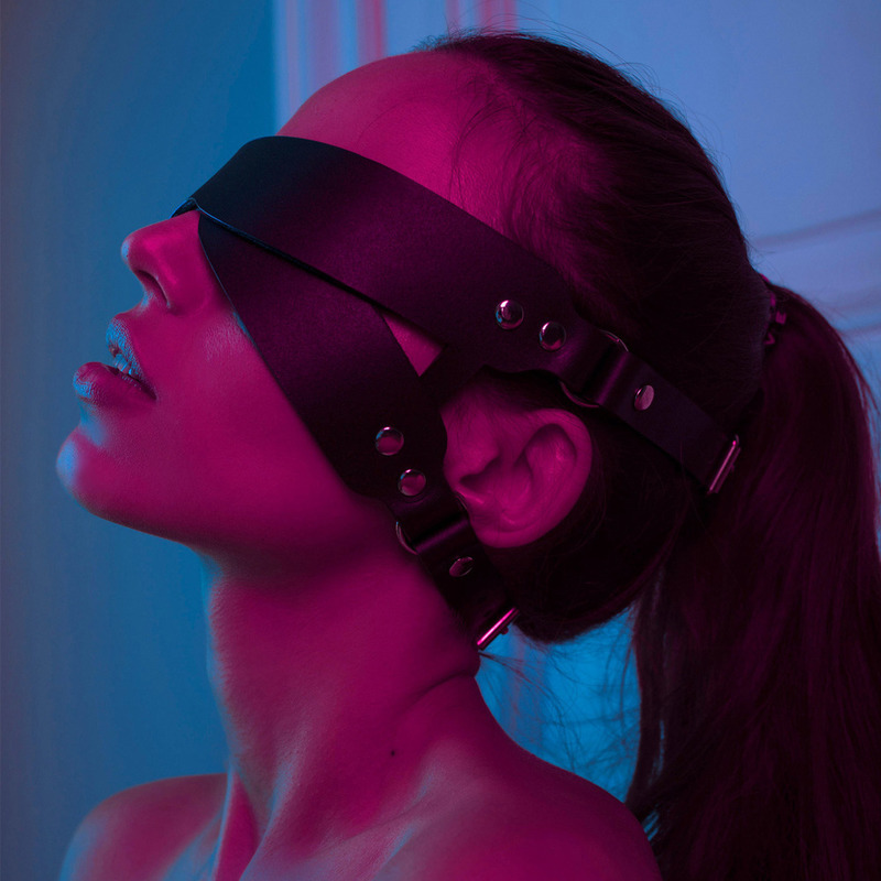 ​PU Leather Cross Strap Blindfold